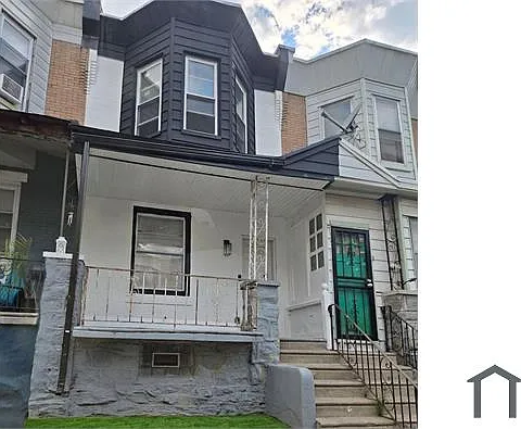 468 N Farson St — Photo 4
