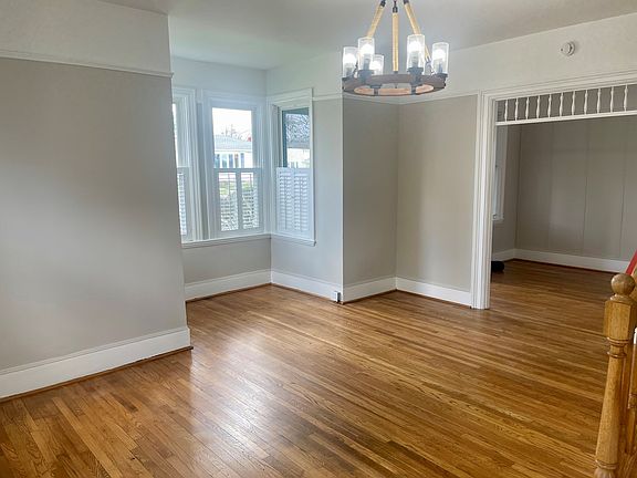Bright and inviting living room, designed for both comfort and style, with plenty of space to relax or entertain