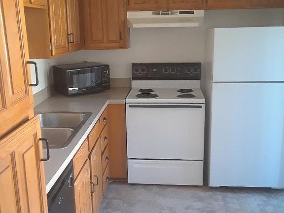 Huge kitchen with pantry and lots of cabinets.
