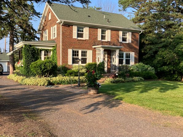 44 Billings Dr