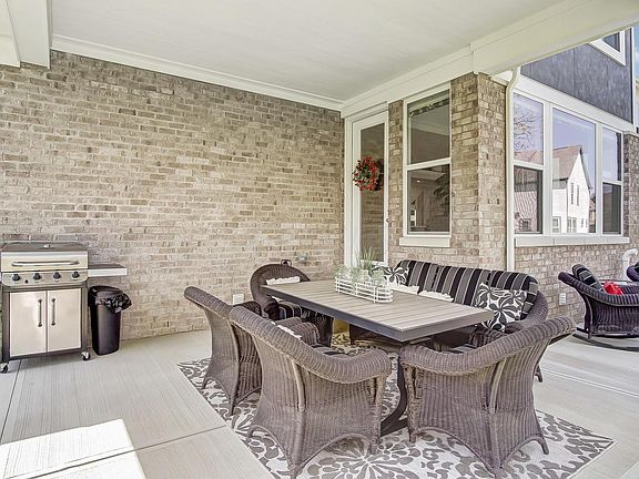 5th image of 6590 Marshview Dr