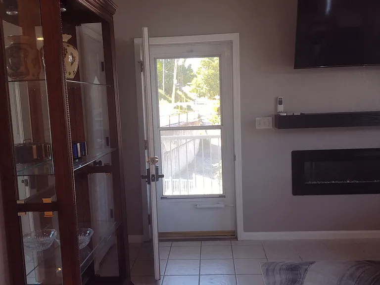 Gardenia Cir — Photo 5