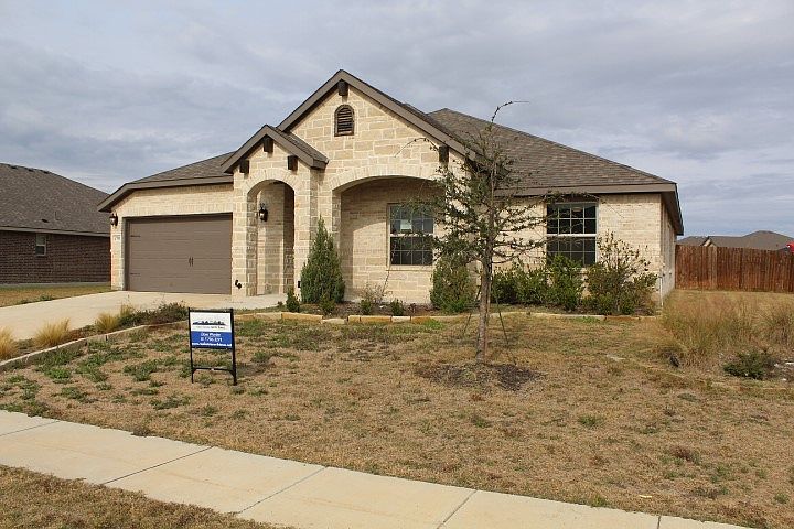 1st image of 4701 Avion Dr