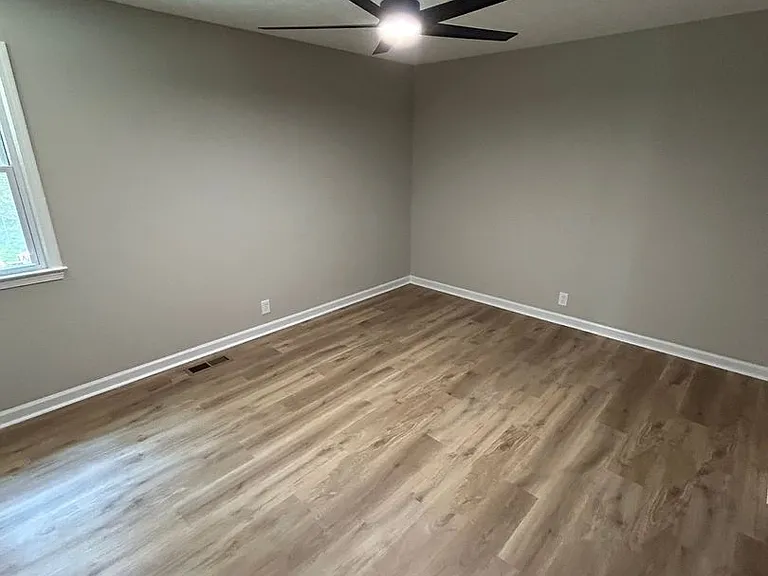 1443 Daniel Rd — Photo 11