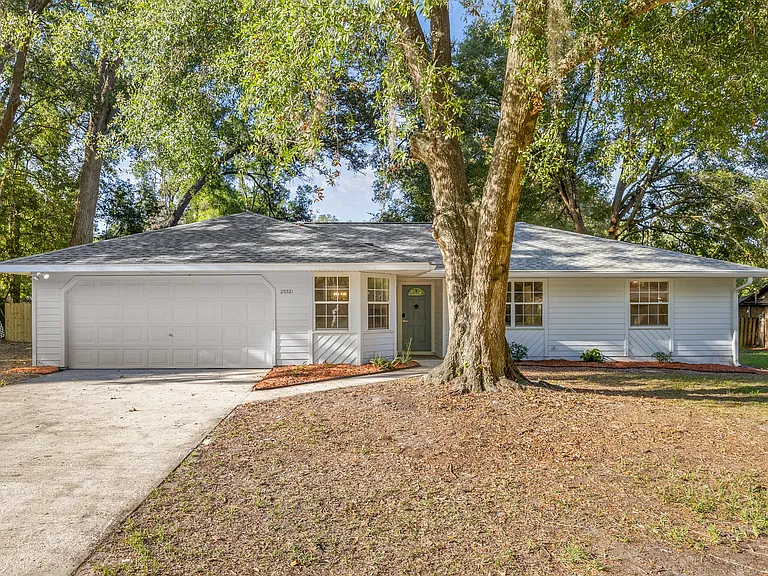 25321 SW 17th Ave — Photo 1