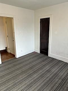 3rd image of 409 S Prairie Ave #3