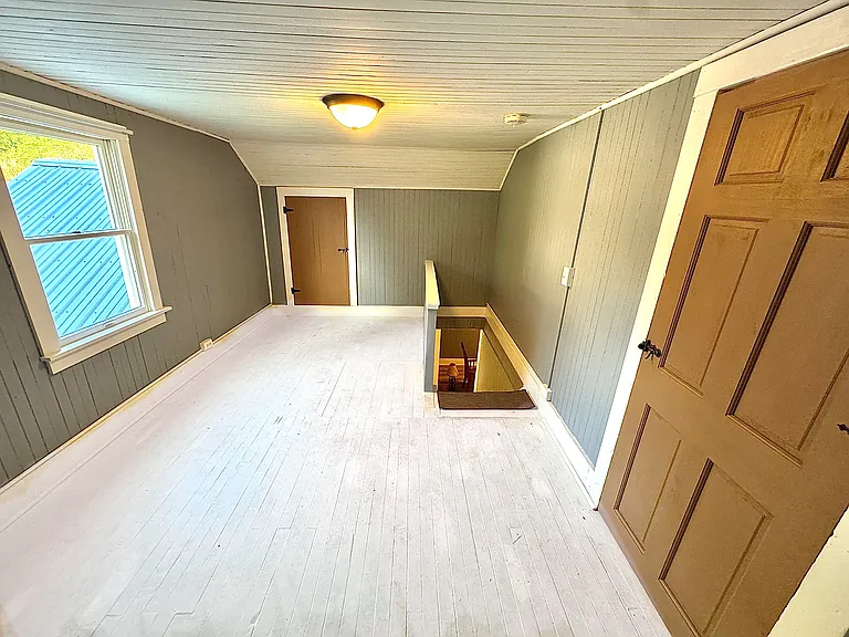114 Tioga St — Photo 5