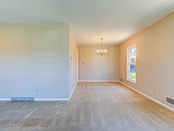 5th image of 3702 Mamaroneck Rd