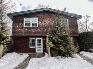 133-2 Boston Post Rd, Old Lyme, CT 06371