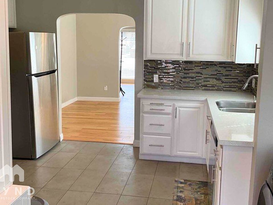 1st image of 5727 Morse Dr