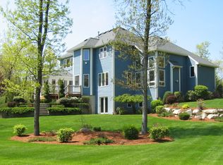 42 Vose Hill Rd, Westford, MA 01886