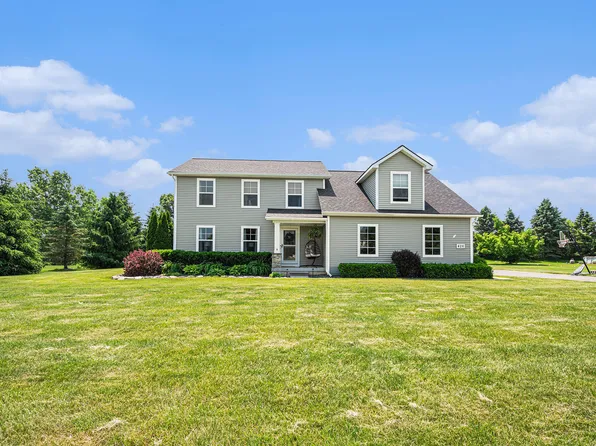426 Meadowind Ct, Pinckney, MI 48169