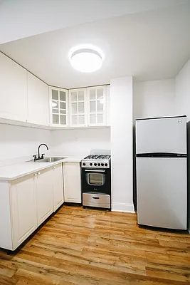 Rented by Skyward | media 26