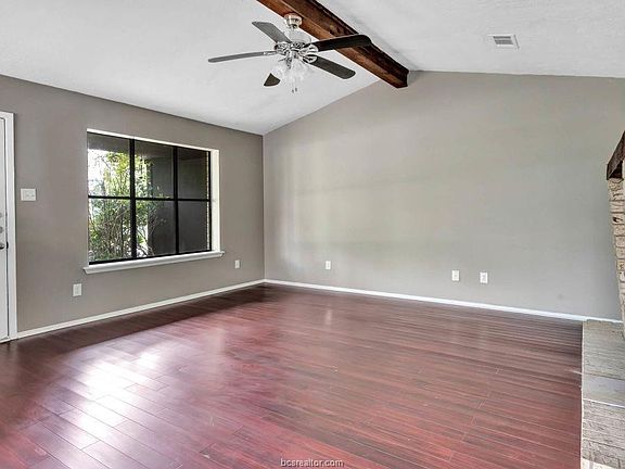 5th image of 4533 Woodbend Dr