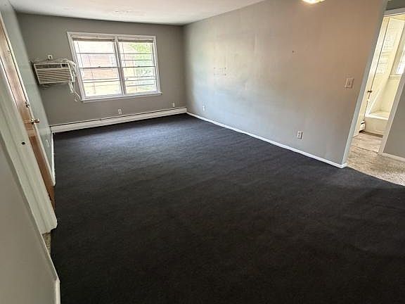 4th image of 3053 Hadley Ave APT 5