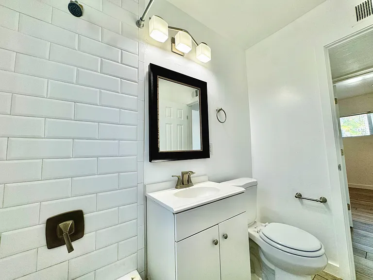 3629 N 37th St #3 — Photo 26