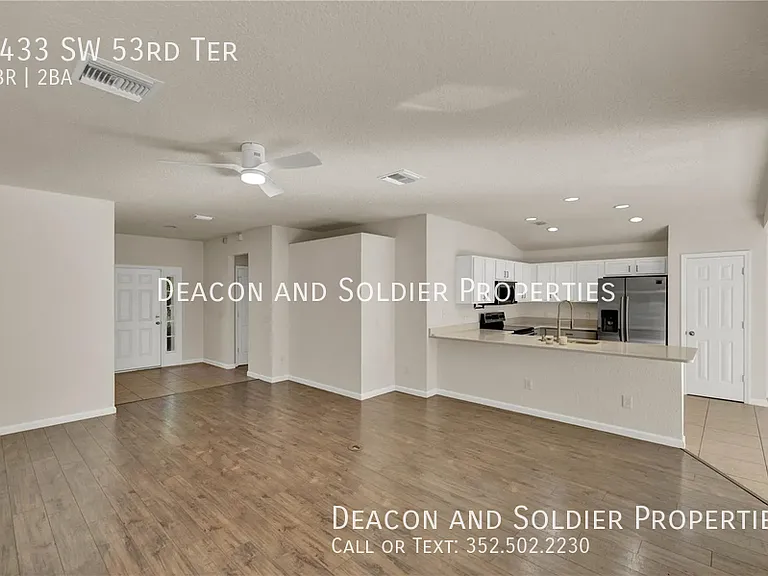 4433 SW 53rd Ter — Photo 4