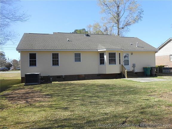 5th image of 1405 E 10th St