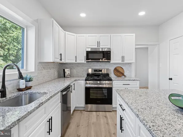 685 Garfield Ave, Lansdale, PA 19446