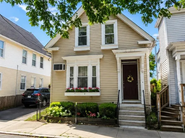 16 Winsor St, Providence, RI 02908