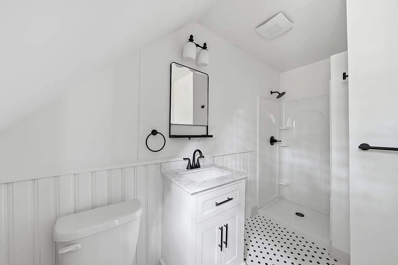1 bed, 800 sqft, $1,875 — Photo 2