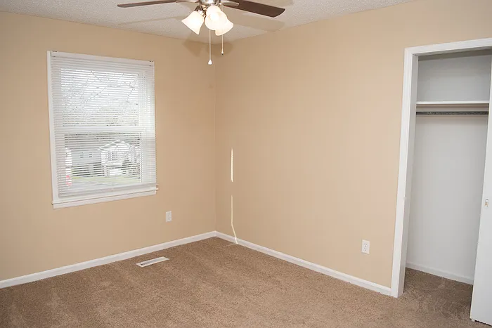 1829 Christian St NE — Photo 5