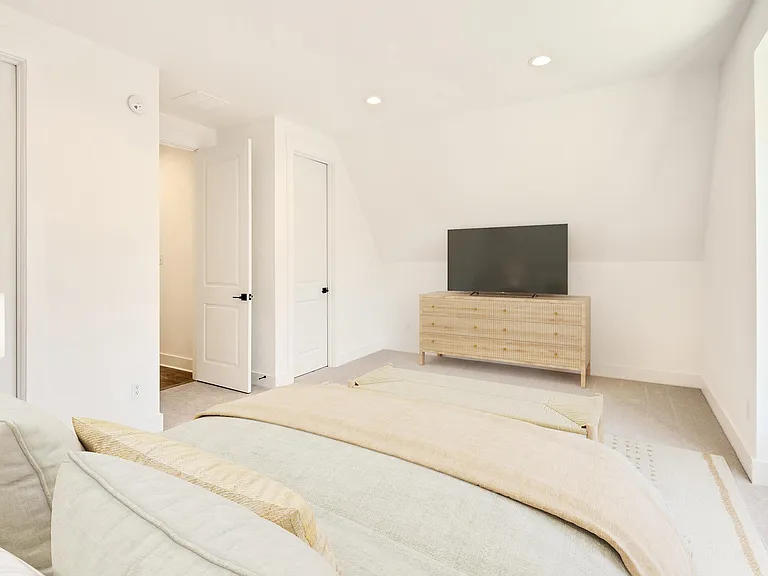 641 Fletcher Rd — Photo 34