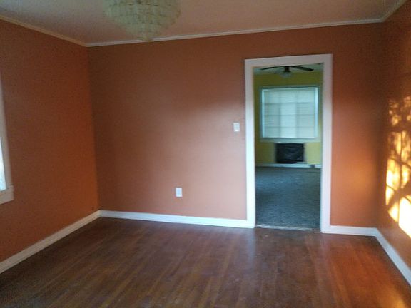 5th image of 1219 W 26th Ave