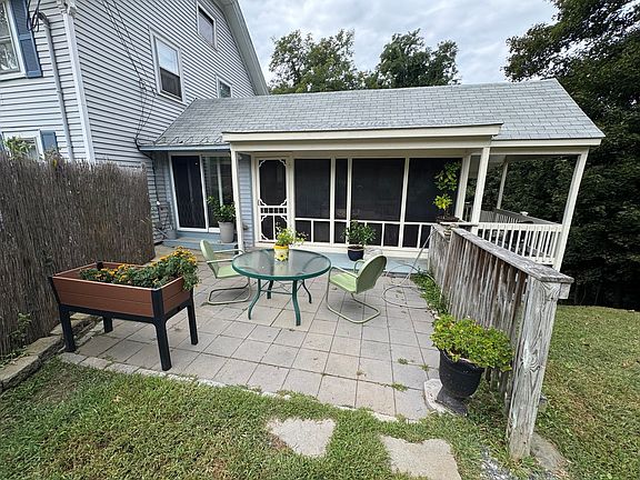 2nd image of 5 Hillside St