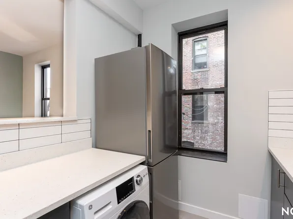 66-10 Grand Avenue image 9 of 20