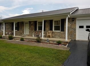 107 Rainbow Ct, Berea, KY 40403