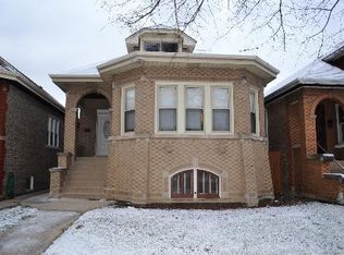 6042 W Fletcher St, Chicago, IL 60634