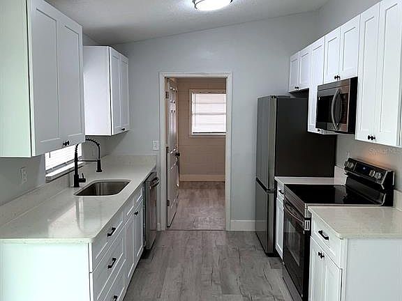 4th image of 2711 Dristol Ln