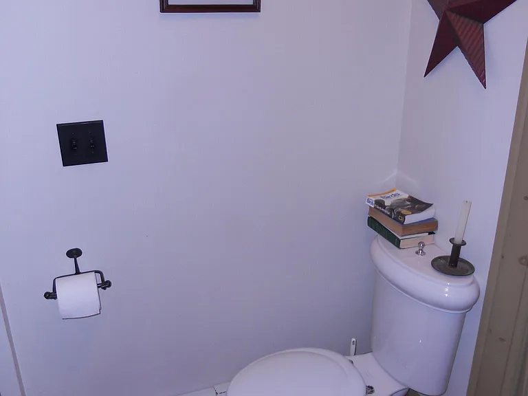 239 Foundry St — Photo 13