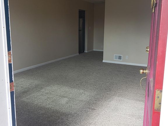 2nd image of 776 Fairhaven Dr