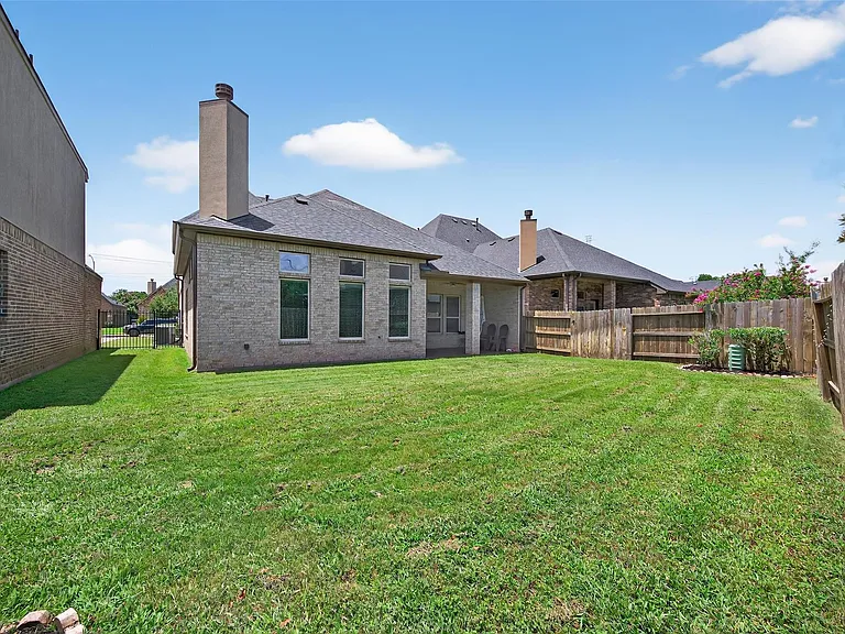 4947 Thunder Creek Ln — Photo 47
