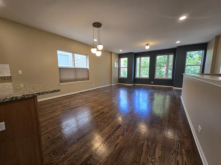 1844 N Lockwood Ave #B — Photo 11