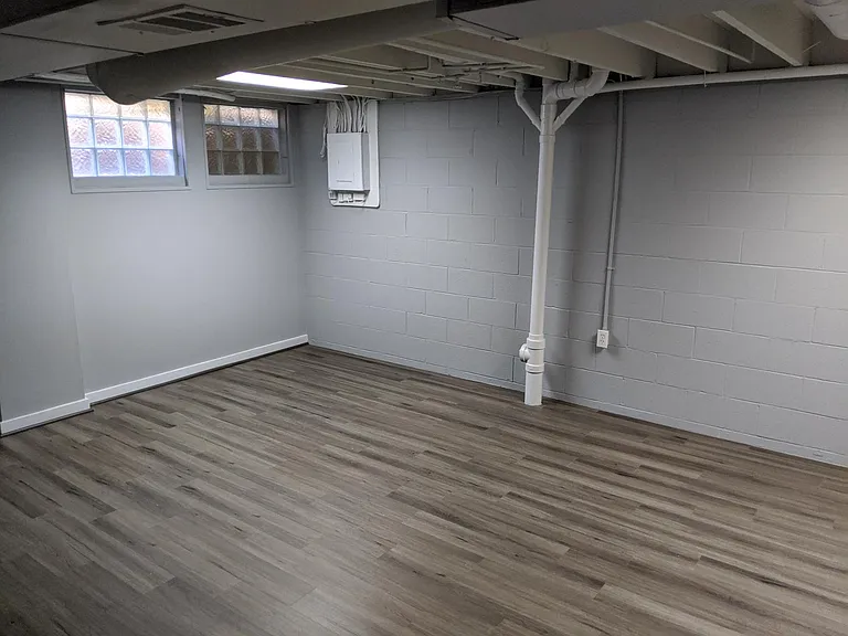 440 Edinburgh Rd — Photo 27