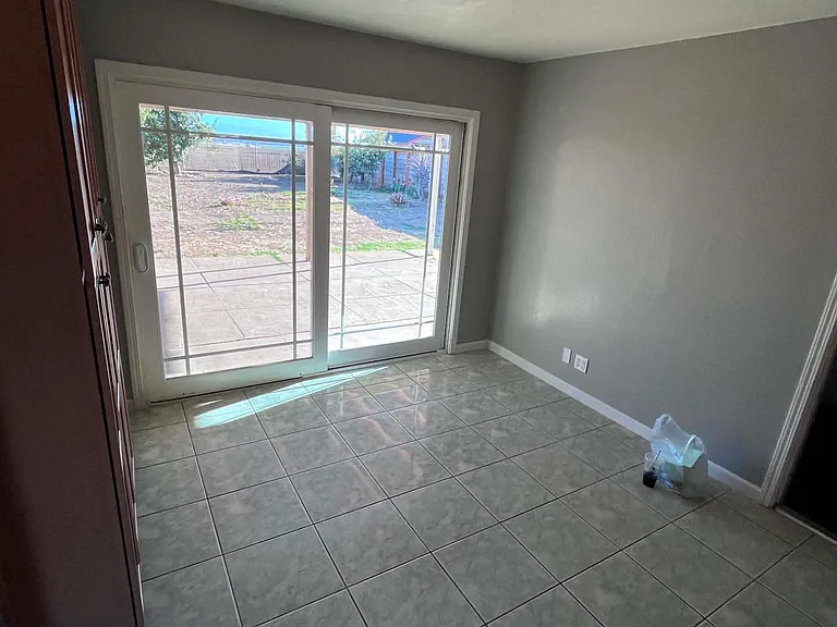 57 Norman Way — Photo 9