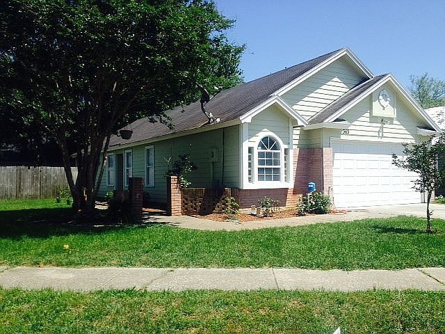 1st image of 363 Silent Brook Trl