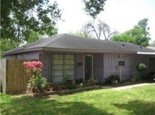 10226 Olentangy St, Houston, TX 77075
