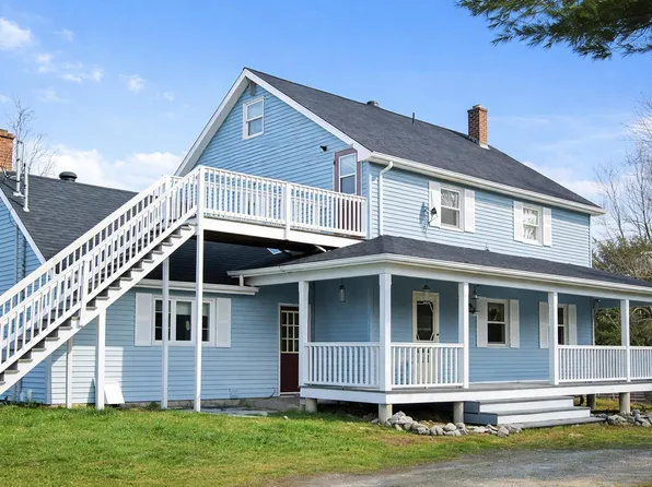 42 Birchtown Hill Rd, Shelburne, NS B0T 1W0