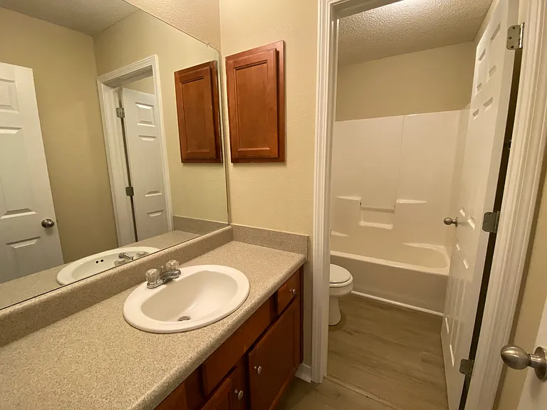 11815 Balsam Ct — Photo 9