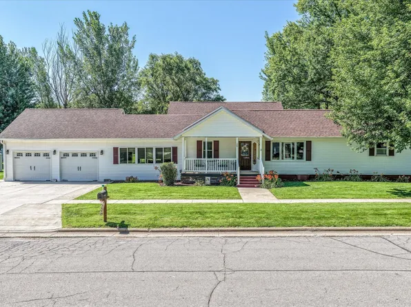 20 8th St, Woodbine, IA 51579