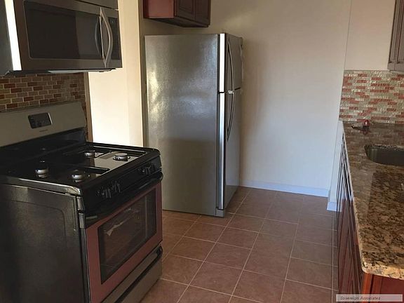 2nd image of 150 W 225th St APT 10B