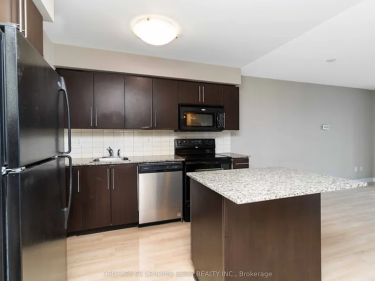 330 Burnhamthorpe Rd W #806 — Photo 8