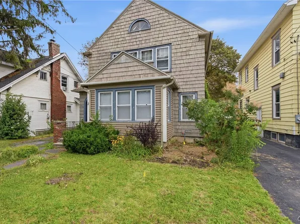 609 Seeley Rd, Syracuse, NY 13224