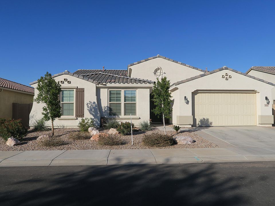 1st image of 3670 E Blue Spruce Ln