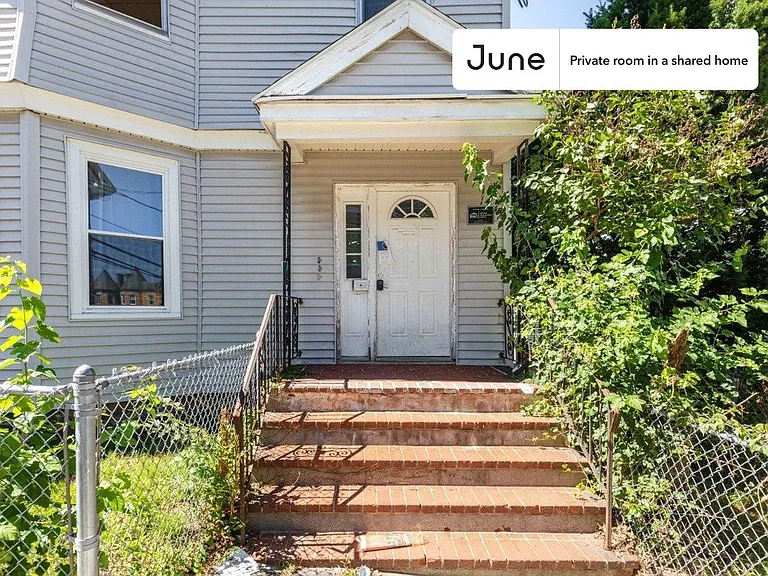 5 Oswald St #C — Photo 16
