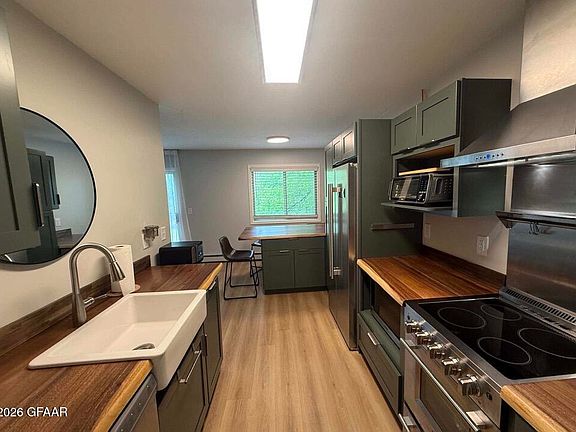 3rd image of 1814 22nd Ave S APT 314